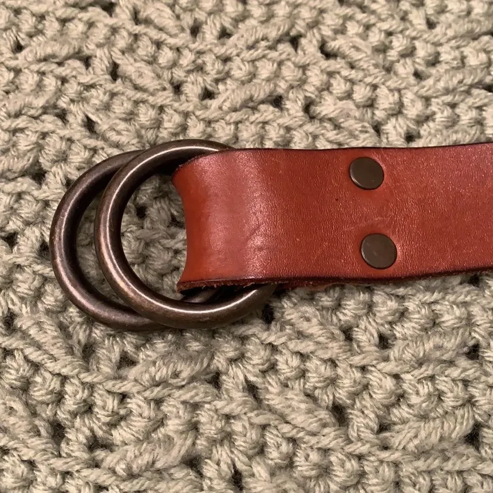 Docker’s Classic Leather Belt